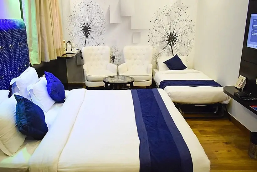 Фирозабад: Hotel Pearl Blue