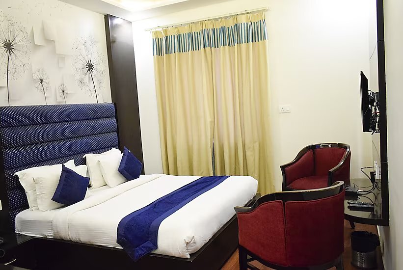 Фирозабад: Hotel Pearl Blue
