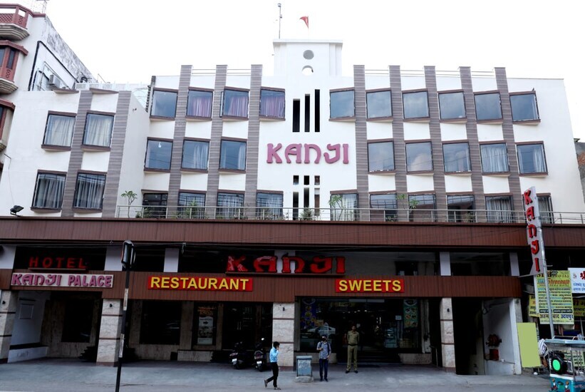 Джайпур: Hotel Kanji Palace