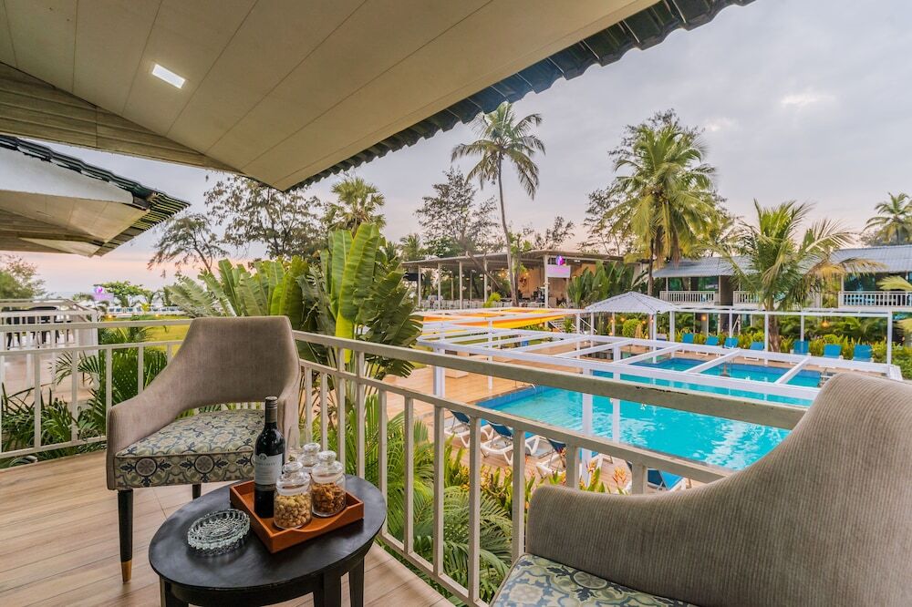 Морджим: Foxoso LA Beach Resort