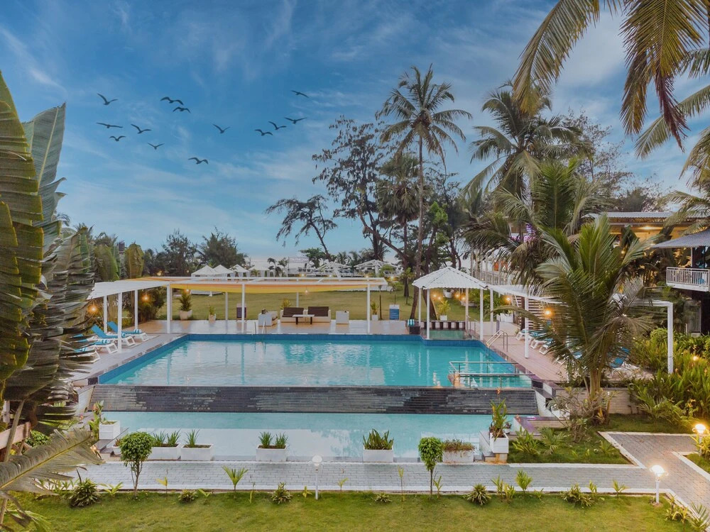 Морджим: Foxoso LA Beach Resort
