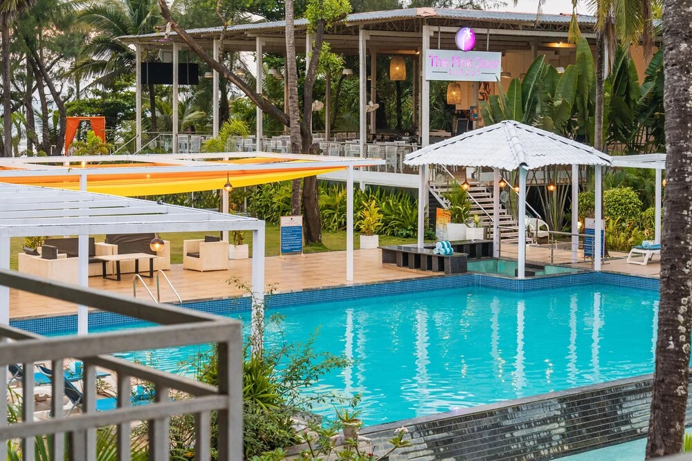 Морджим: Foxoso LA Beach Resort