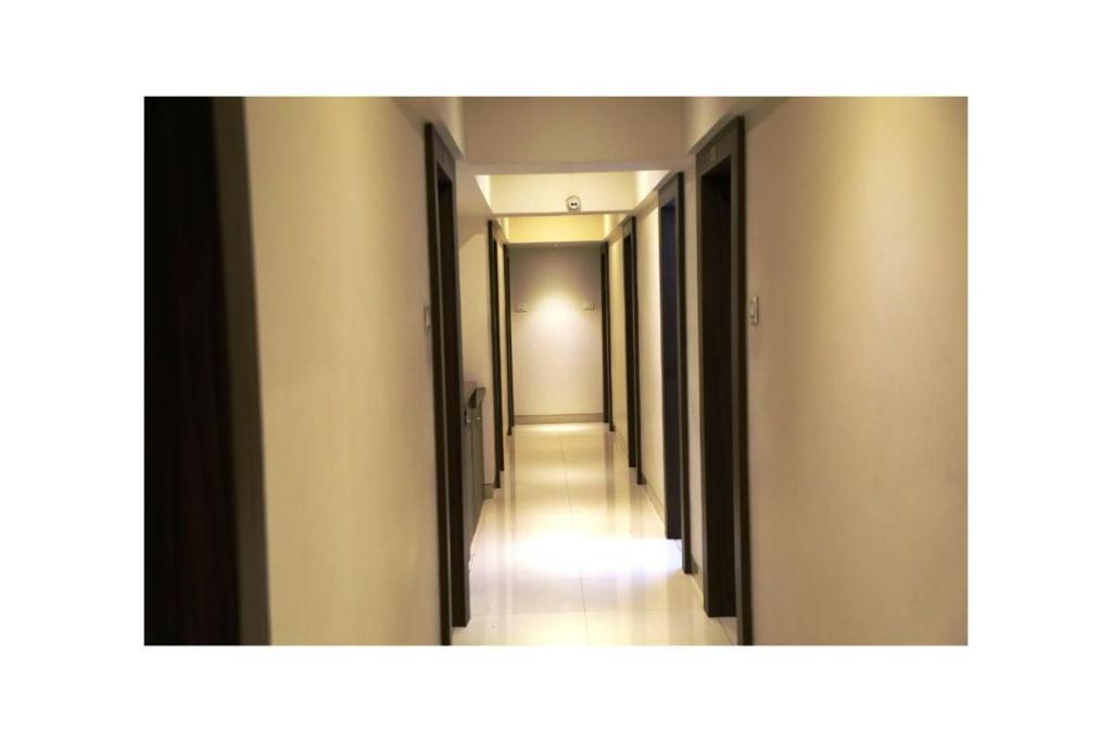 Нави-Мумбай: Hotel Silver Paradise