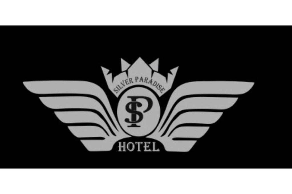 Нави-Мумбай: Hotel Silver Paradise