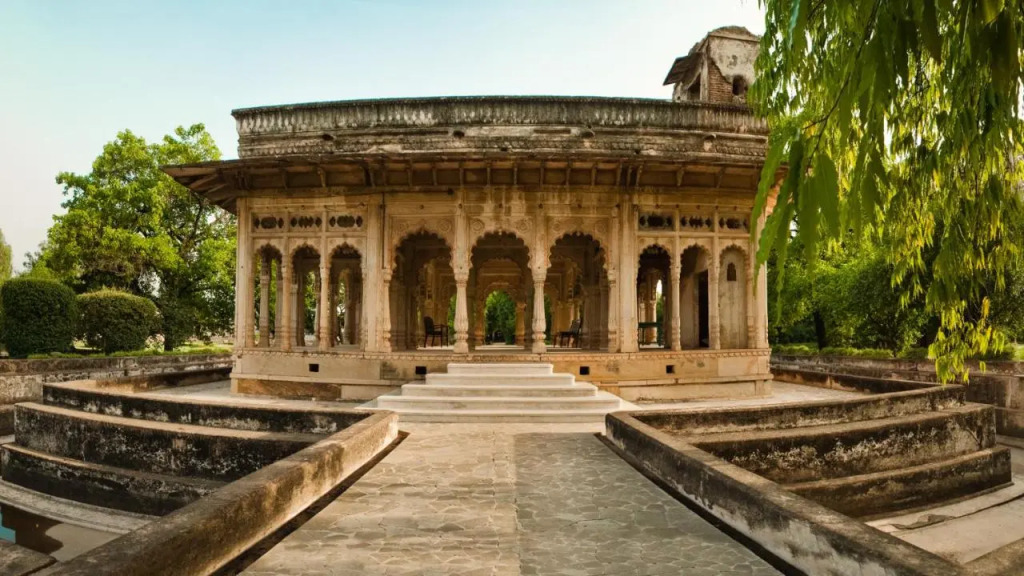 Нью-Дели: Neemrana's - Deo Bagh