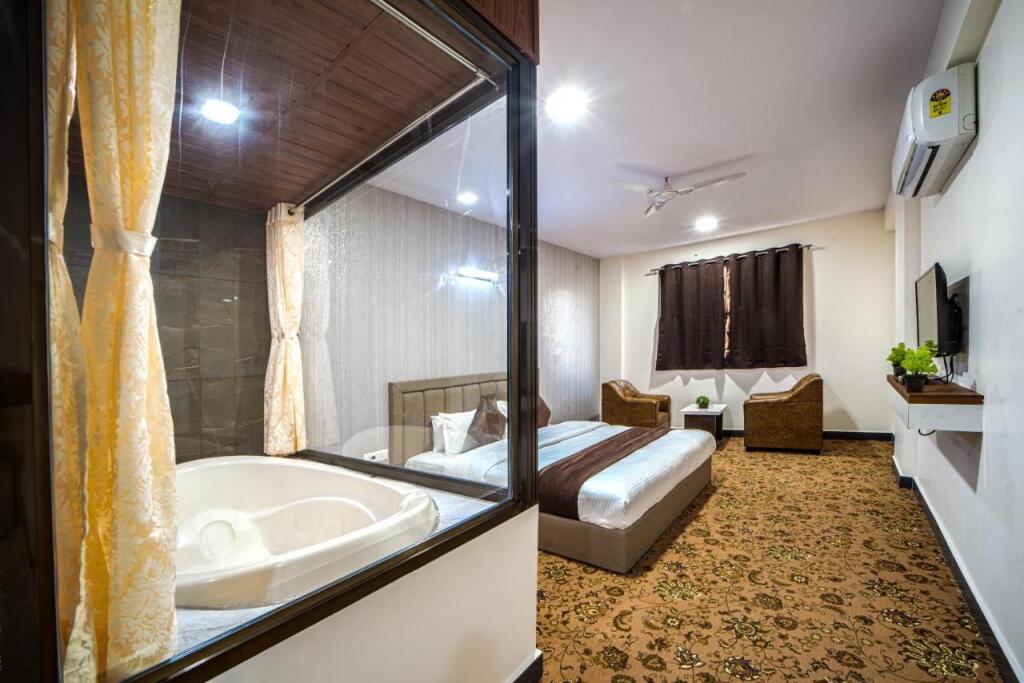 Колхапур: Hotel Jurkis, Kolhapur