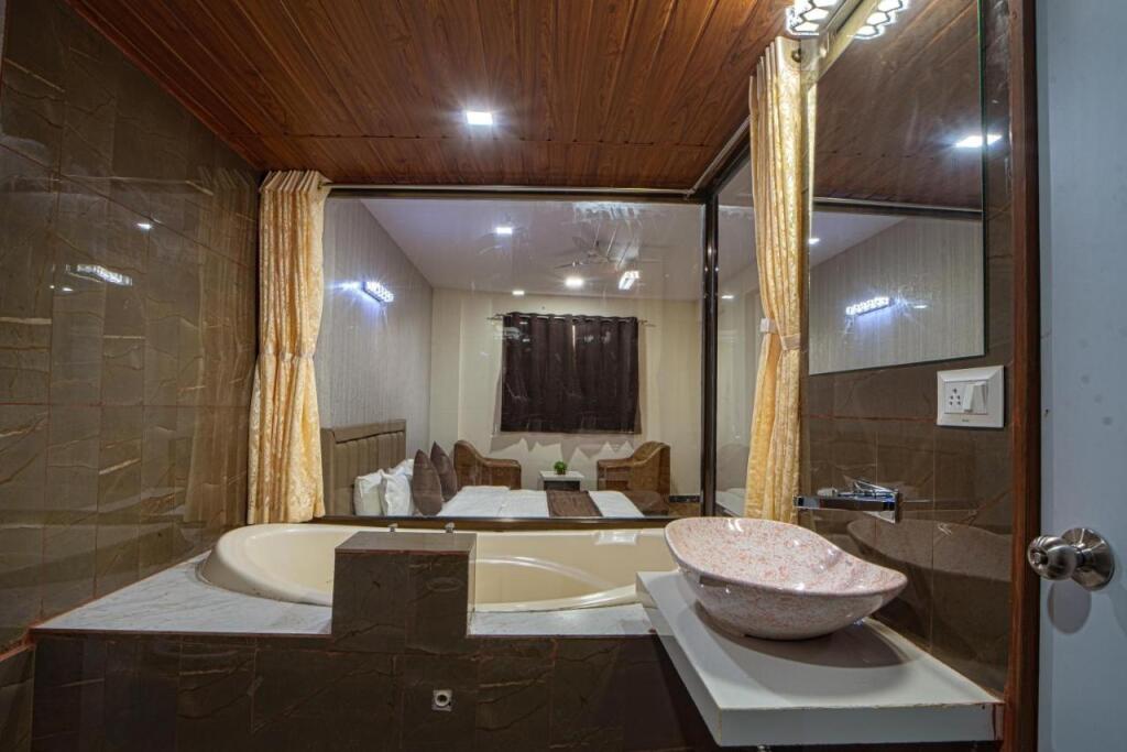 Колхапур: Hotel Jurkis, Kolhapur