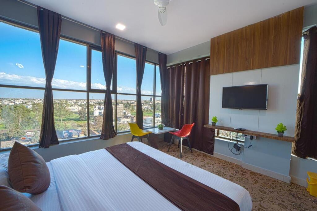 Колхапур: Hotel Jurkis, Kolhapur