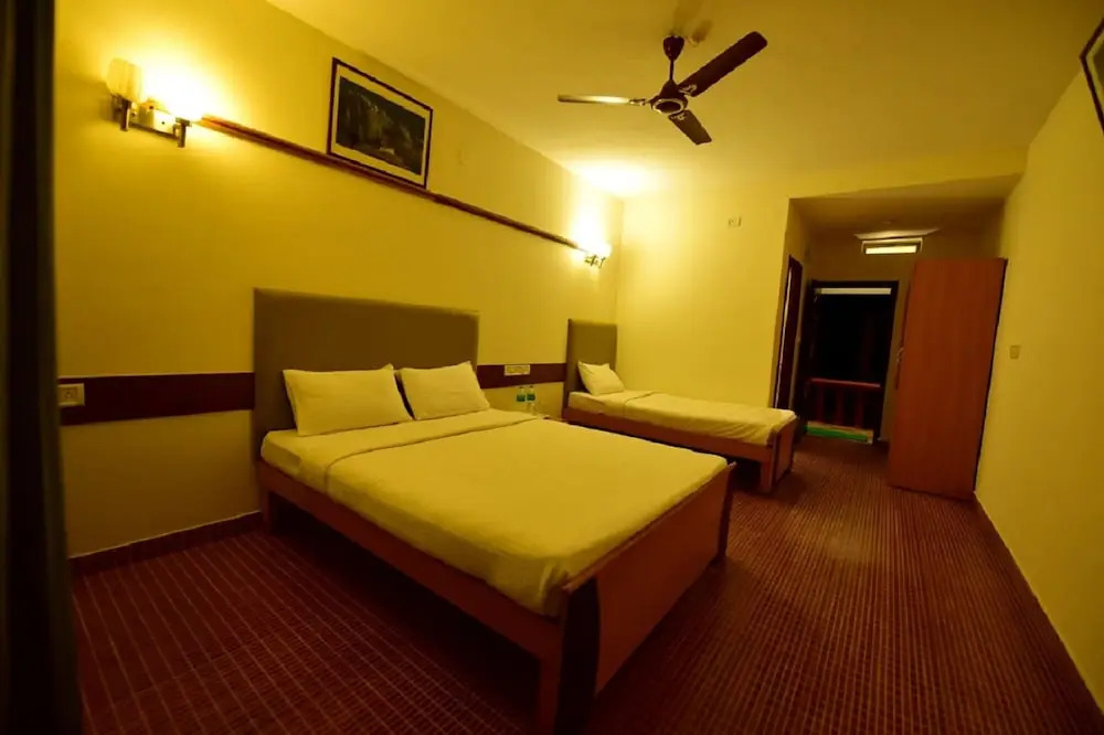 Ути: The Tiger Paw Resort
