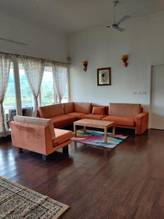Ути: Ibex Stays and Trails, Kotagiri