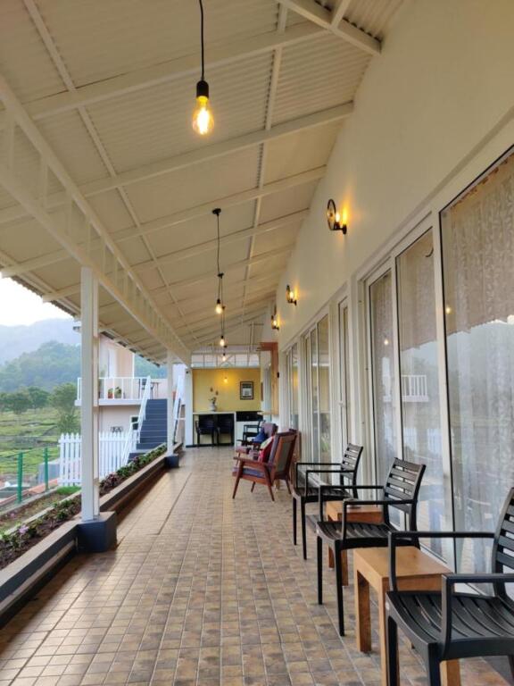 Ути: Ibex Stays and Trails, Kotagiri