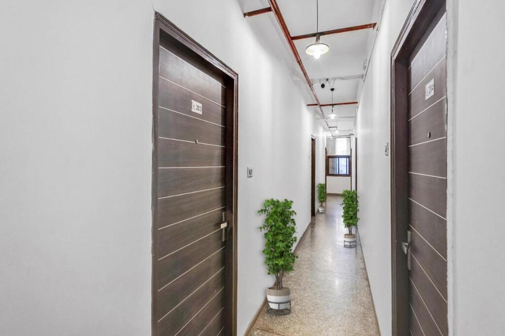 Нойда: Townhouse 1160 Amazing Residency