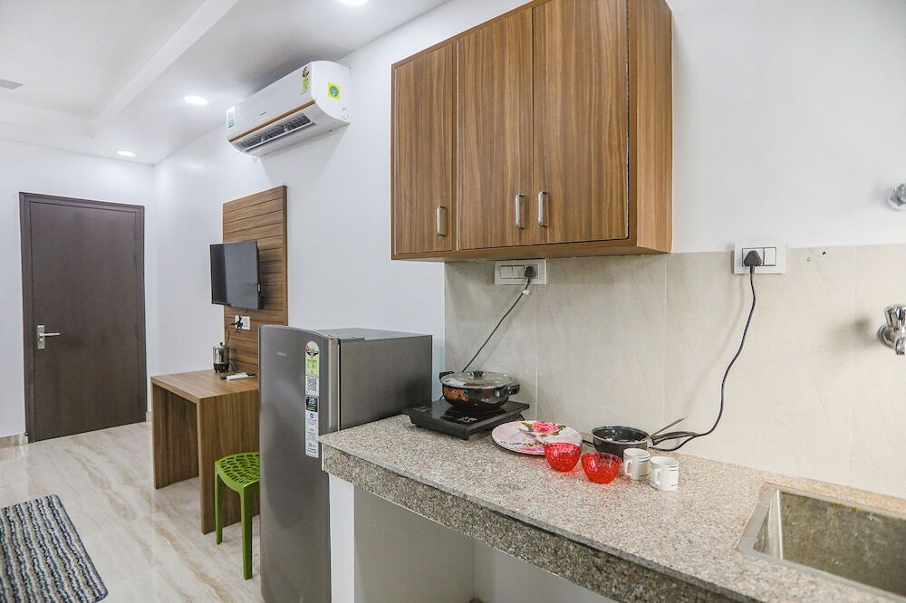 Нойда: Fabhotel Unique Stay