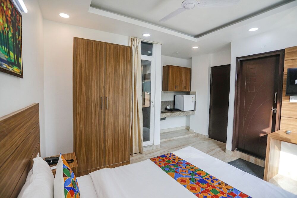 Нойда: Fabhotel Unique Stay