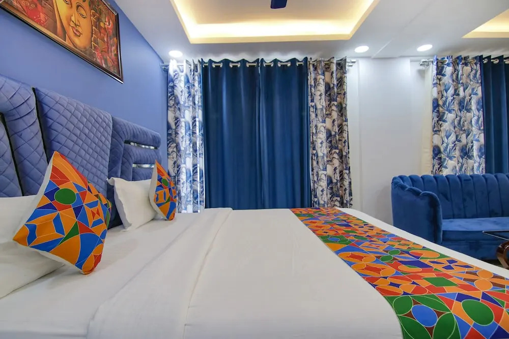 Нойда: Fabhotel Satyam International