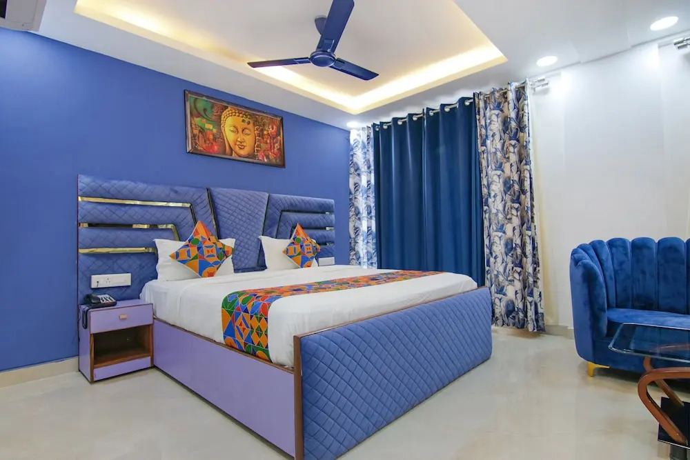Нойда: Fabhotel Satyam International