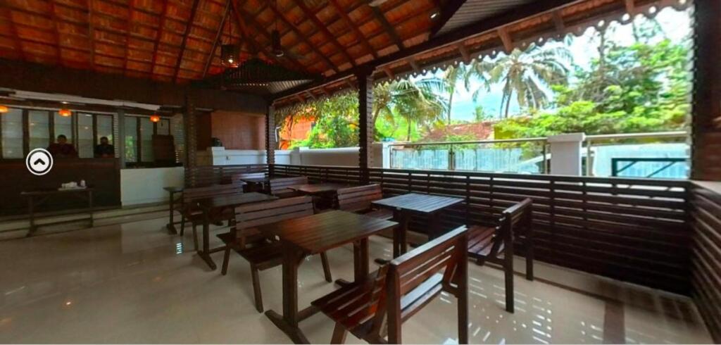 Калангут: Rivasa Resort - 5 Mins Walk To The Beach