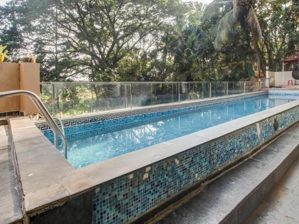 Калангут: Townhouse OAK Hotel Mannat Goa