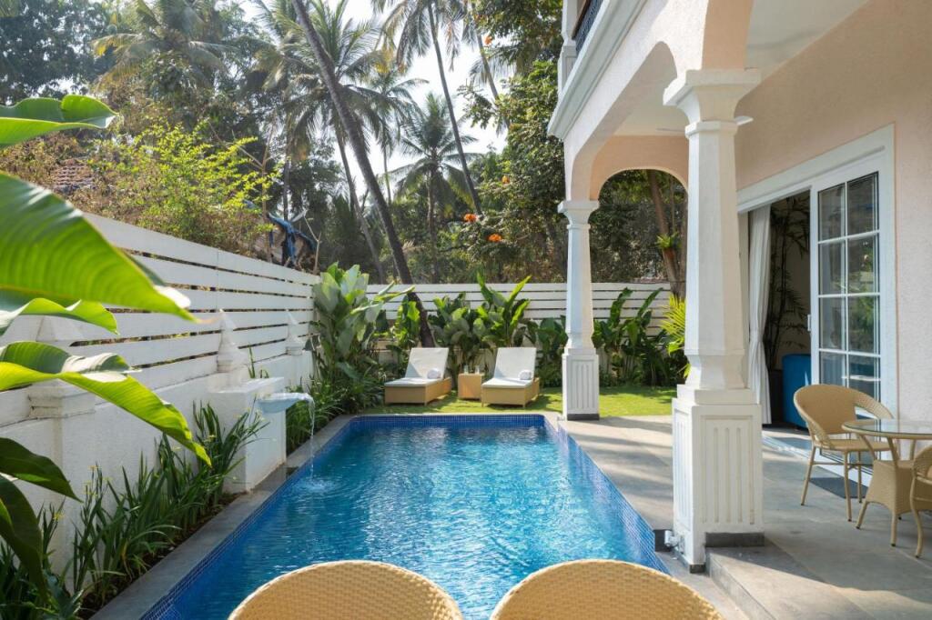 Арпора: ELIVAAS-Opalys 4 BHK Villa with private pool and lift, Arpora
