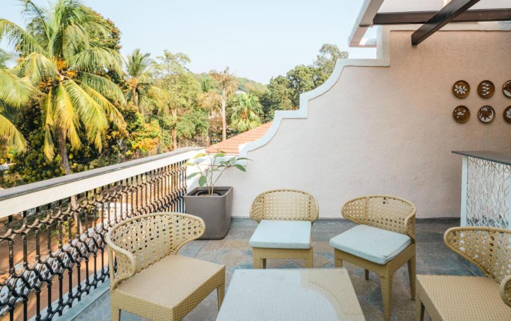 Арпора: ELIVAAS-Opalys 4 BHK Villa with private pool and lift, Arpora