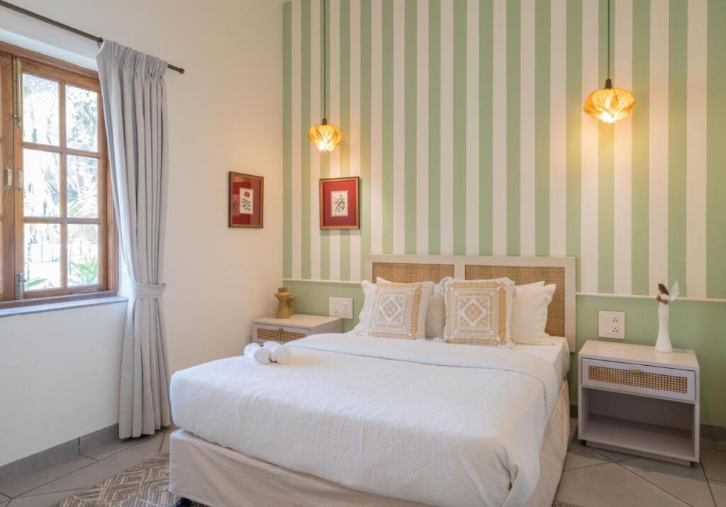 Арпора: ELIVAAS-Opalys 4 BHK Villa with private pool and lift, Arpora