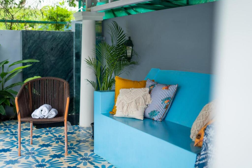 Анджуна: Elivaas BluDoor Luxury 5BHK Villa with Private Pool