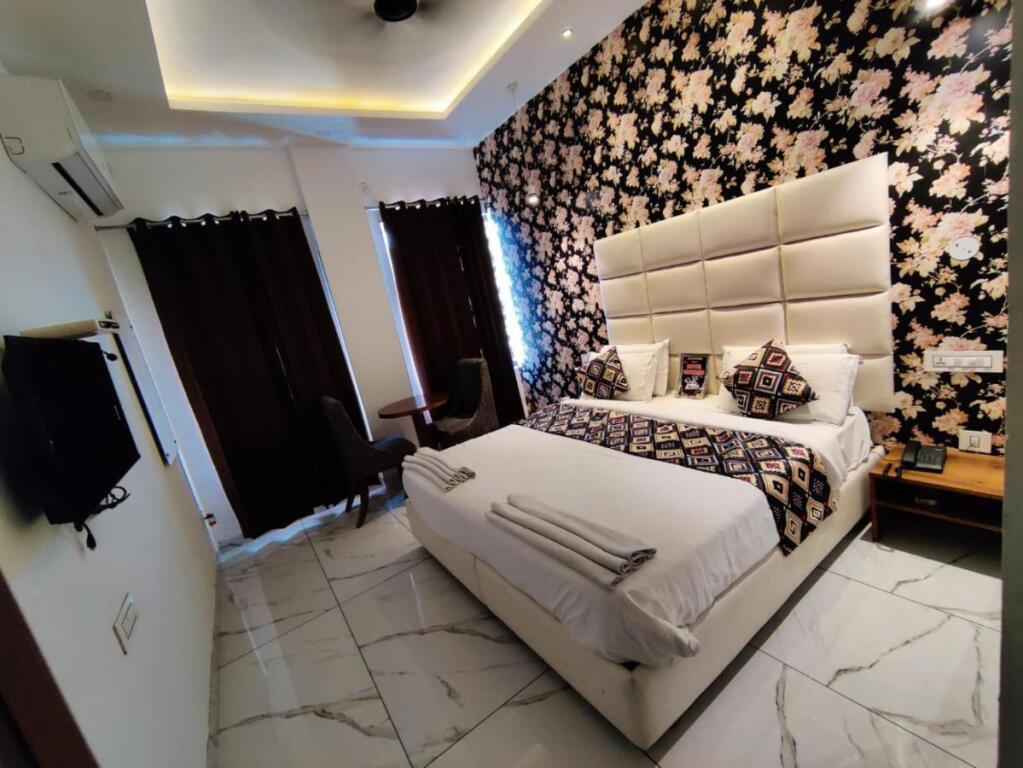 Патьяла: Hotel Ontario