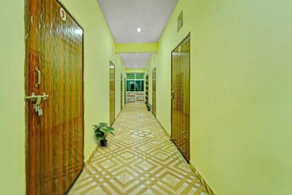 Патна: OYO Flagship 806036 Hotel Lotus Inn & Banquet