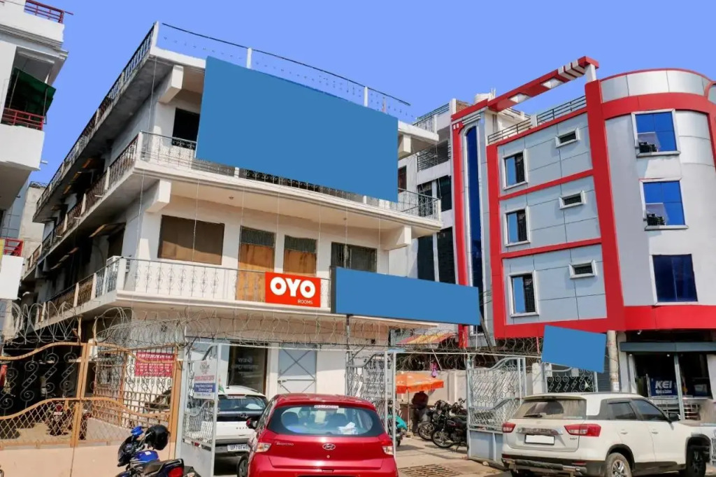 Праяградж: Oyo Flagship 702122 Lotus Valley