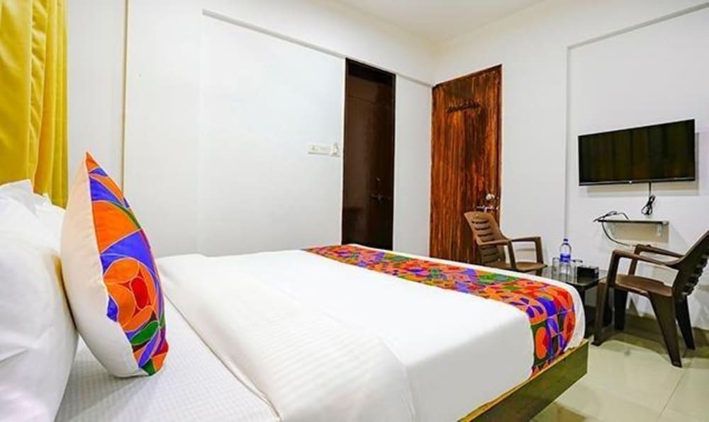 Пуна: Fabhotel Woods Regency