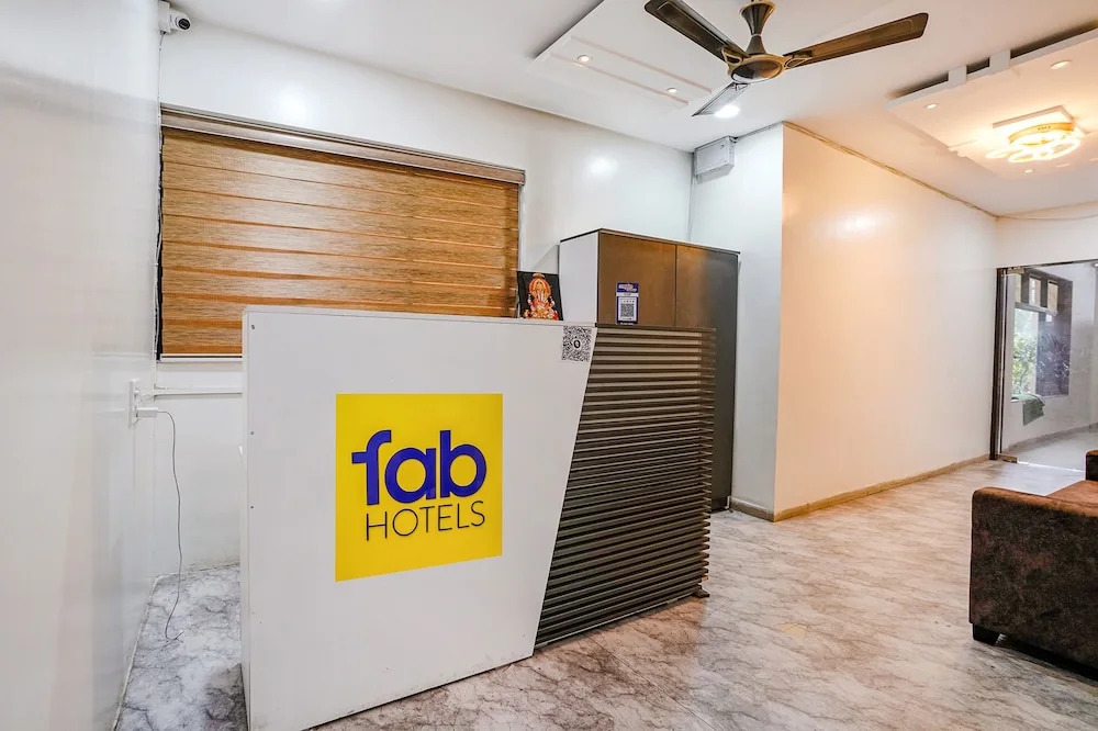 Пуна: Fabexpress Vys Inn