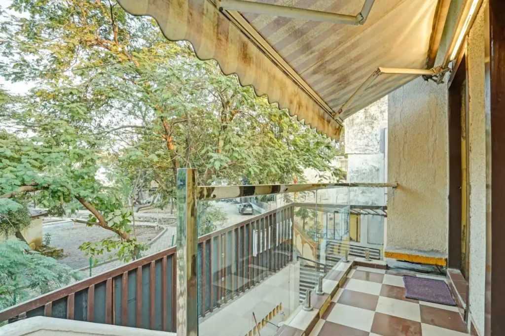 Райпур: OYO Flagship 805631 New Krishna Hotel & Restaurant
