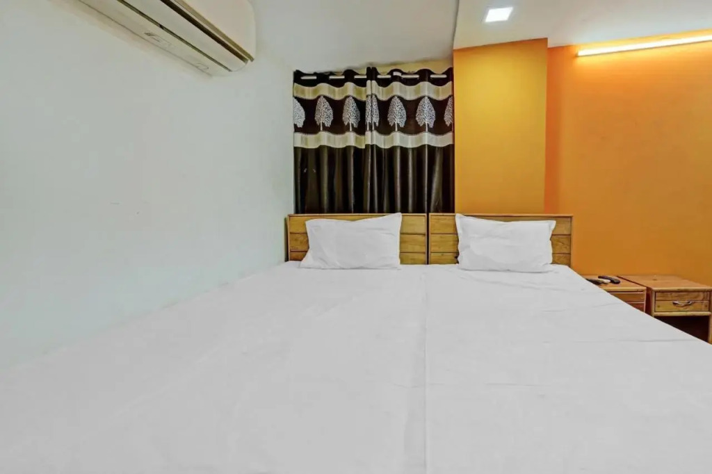 Райпур: OYO Flagship 805631 New Krishna Hotel & Restaurant
