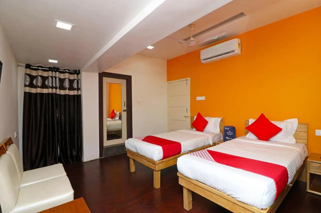 Райпур: OYO 18966 Krishna Hotel And Restaurant