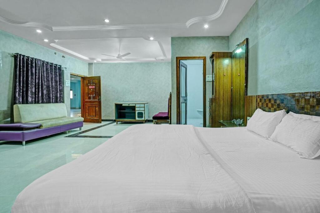 Райпур: OYO Flagship 805649 Hotel Pragya 4