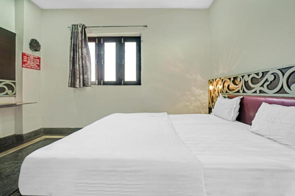 Райпур: OYO Flagship 805649 Hotel Pragya 4