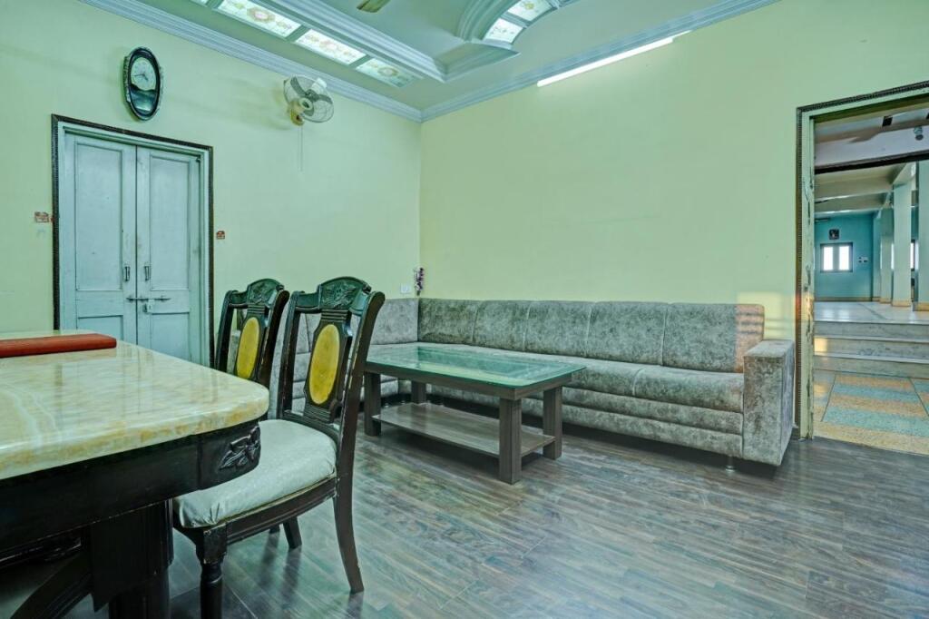 Райпур: OYO Flagship 805649 Hotel Pragya 4