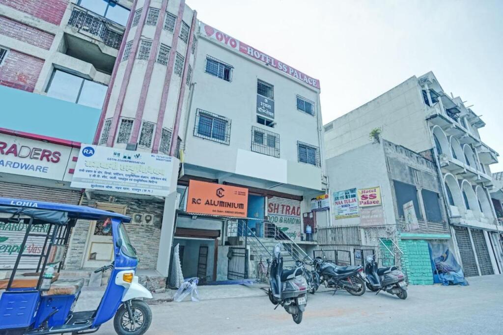 Райпур: OYO Flagship 805571 Hotel New Ss Palace.