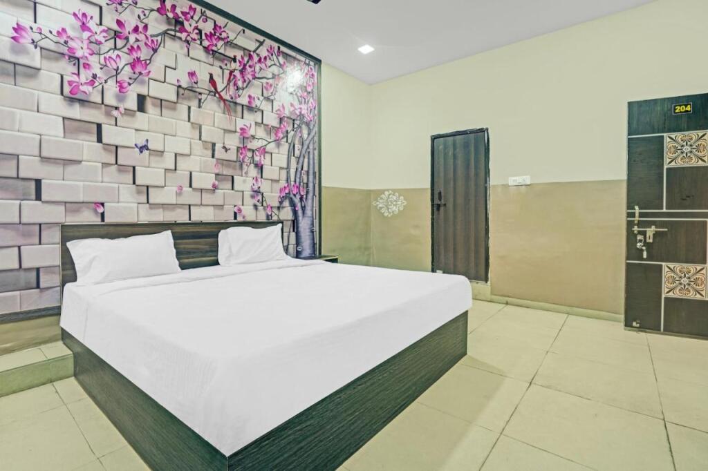 Райпур: OYO Flagship 805571 Hotel New Ss Palace.