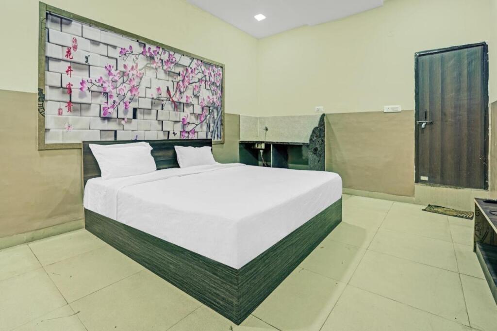 Райпур: OYO Flagship 805571 Hotel New Ss Palace.