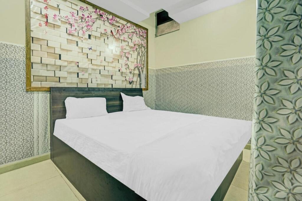 Райпур: OYO Flagship 805571 Hotel New Ss Palace.