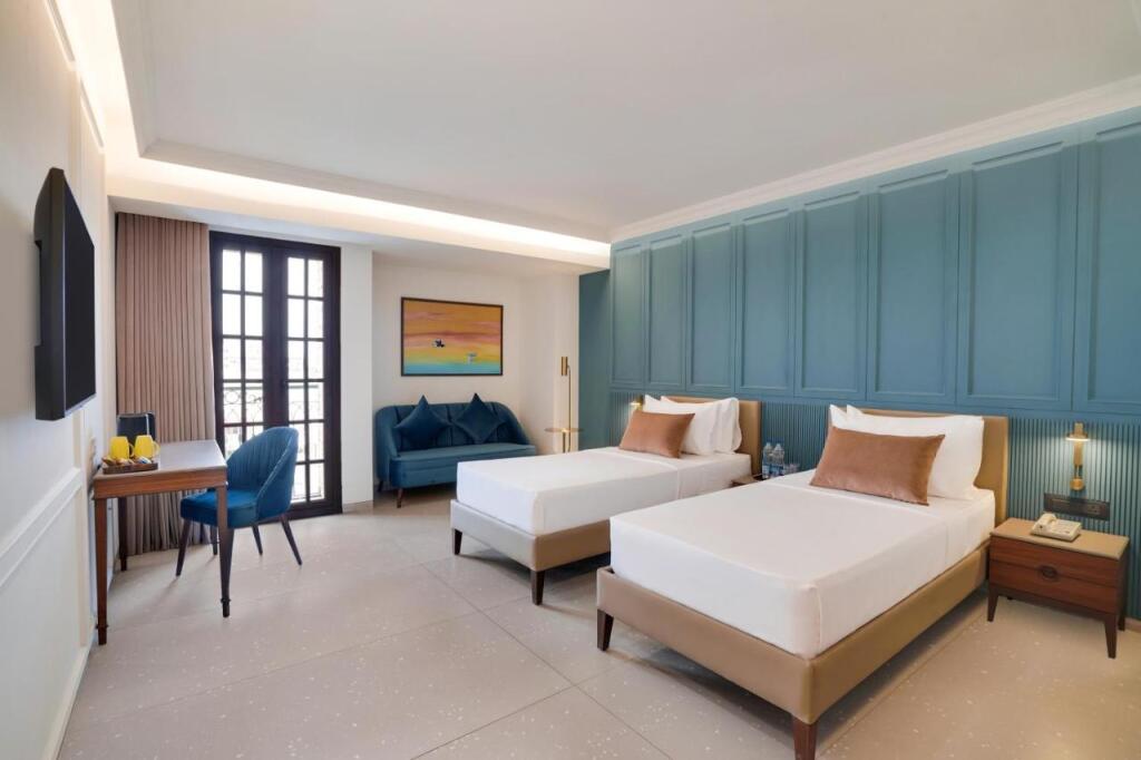 Раджкот: Lemon Tree Hotel Rajkot