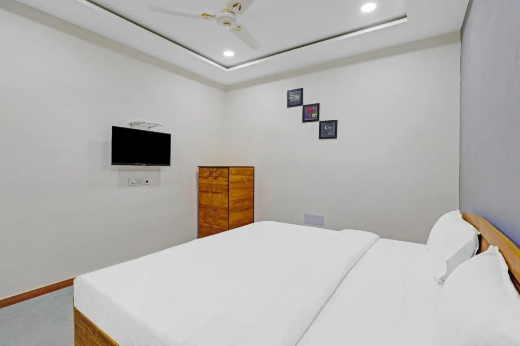 Раджкот: OYO Flagship 806254 Hotel King's Land