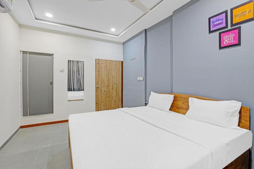 Раджкот: OYO Flagship 806254 Hotel King's Land