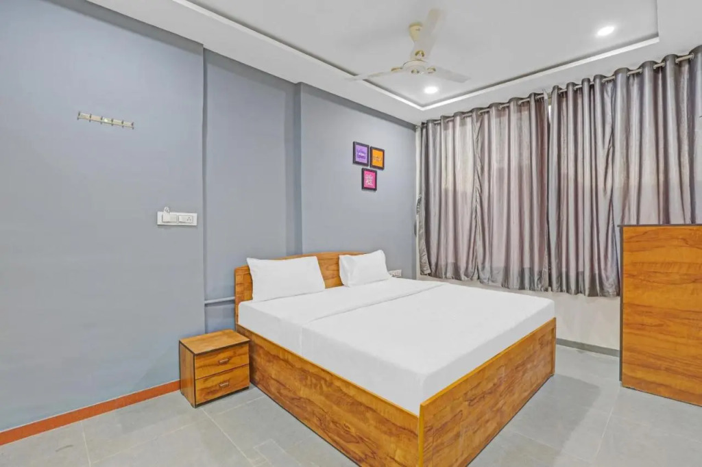 Раджкот: OYO Flagship 806254 Hotel King's Land