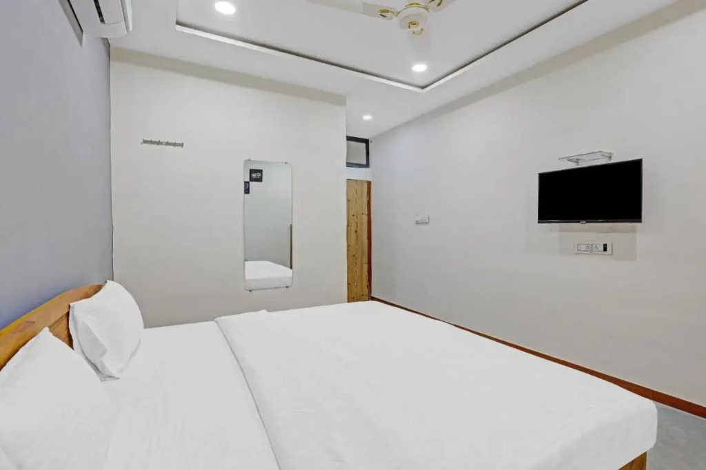 Раджкот: OYO Flagship 806254 Hotel King's Land
