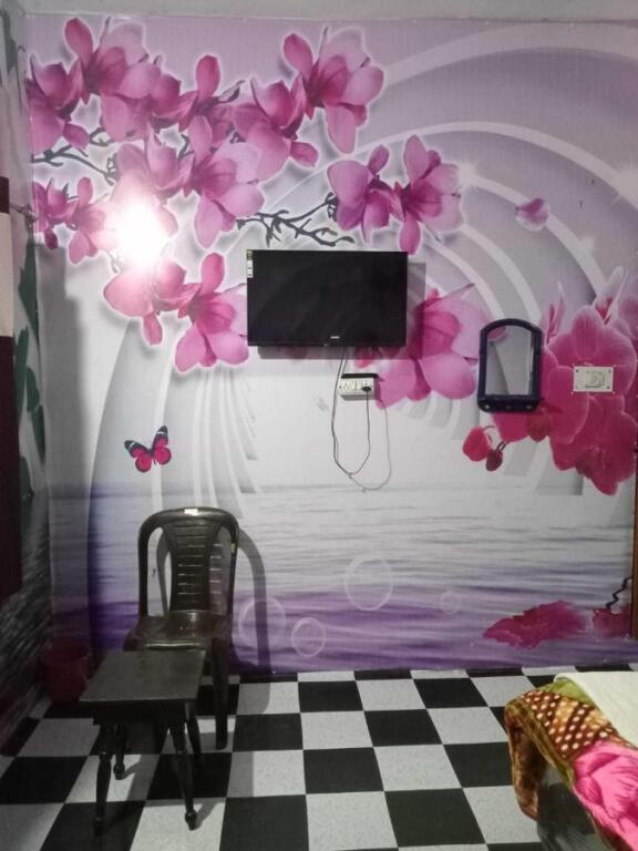 Крепость Ramnagar: OYO 702177 The Diamond Guest House