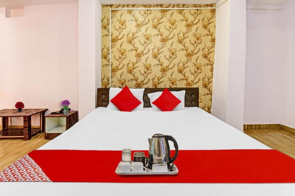 Ранчи: OYO Flagship 702363 Hotel Rewal Palace Inn