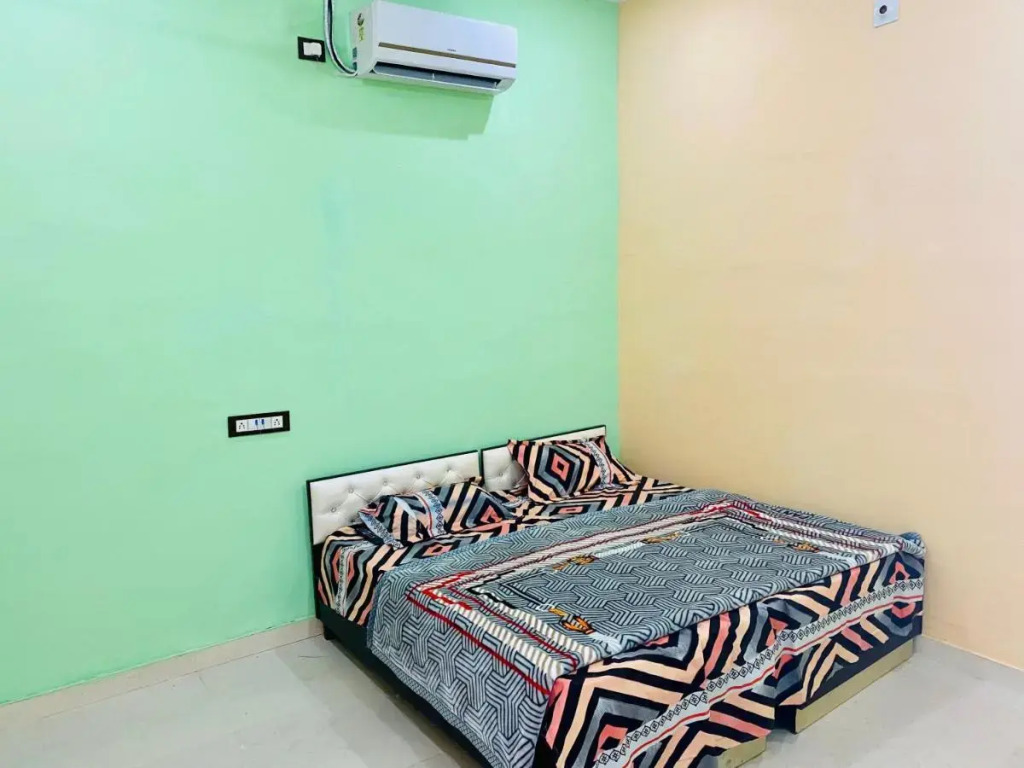 Ревари: OYO 700531 Friends Hotel