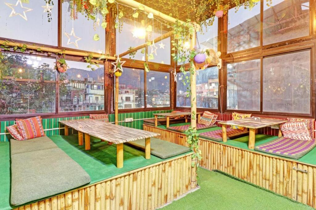 Ришикеш: SPOT ON 805219 Monkey House Stayz